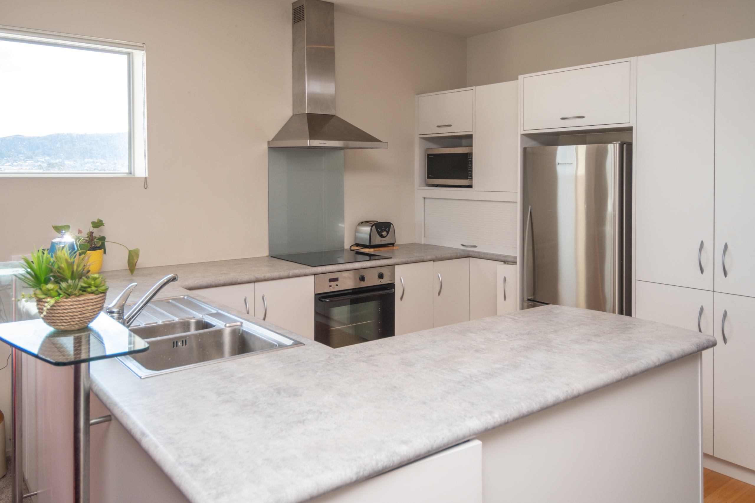 High end apartment with multiple views!