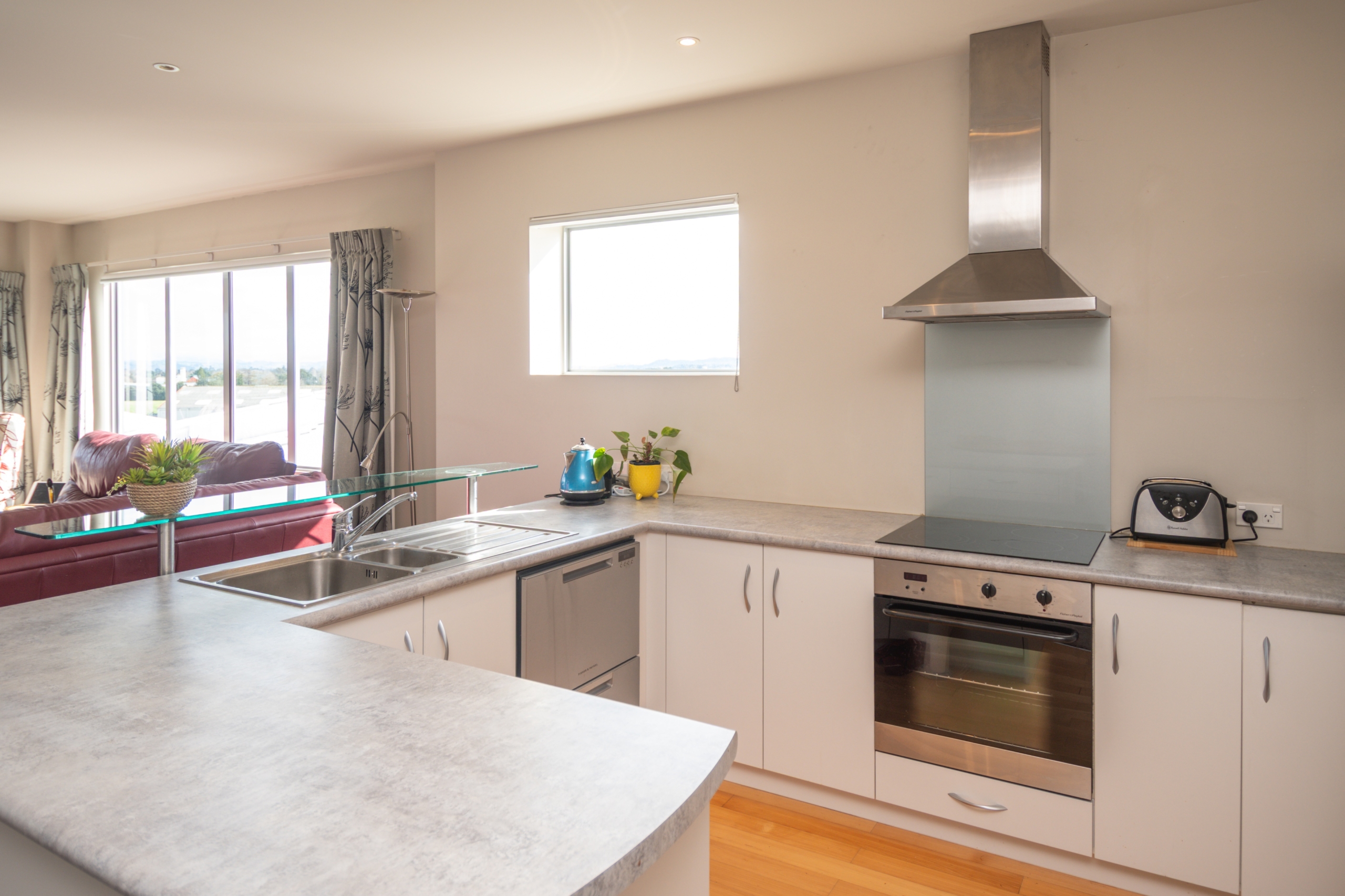 High end apartment with multiple views!