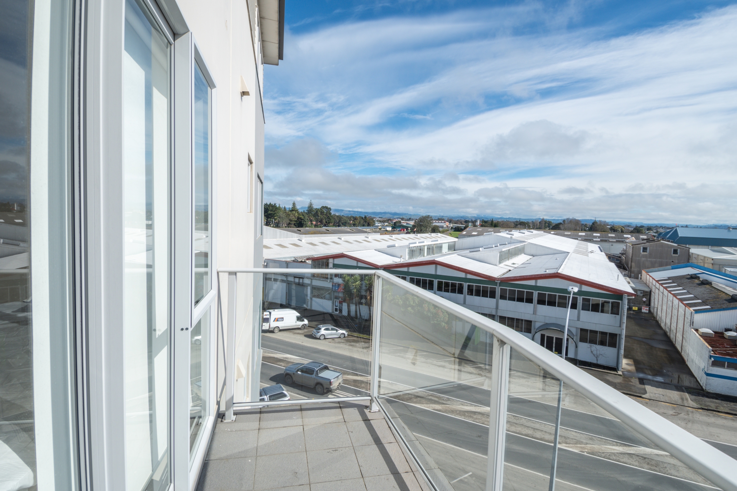 High end apartment with multiple views!