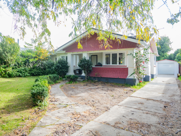 New price for this beautiful bungalow!!