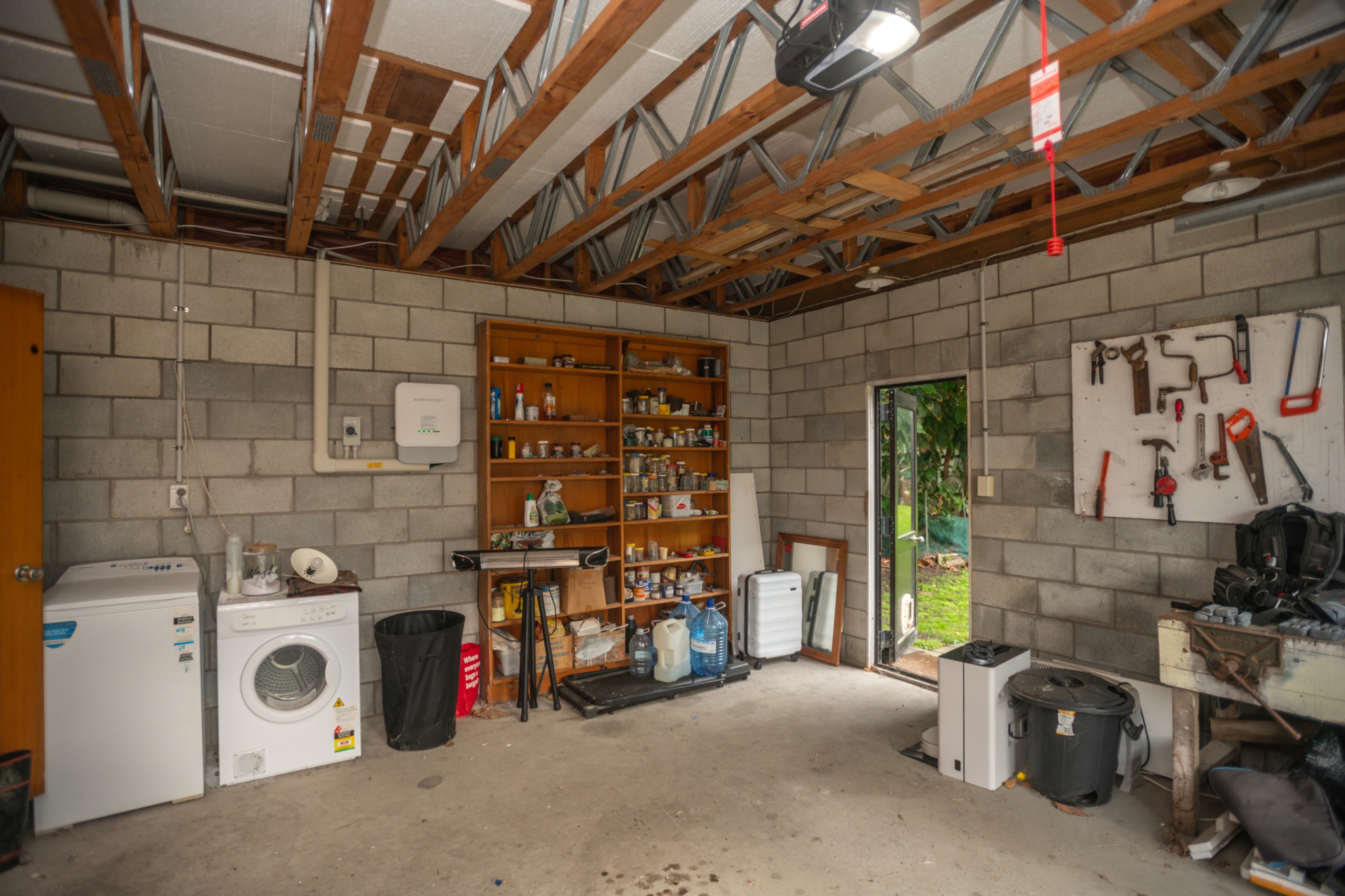 Across from the beach for summer! Ref 46WAI