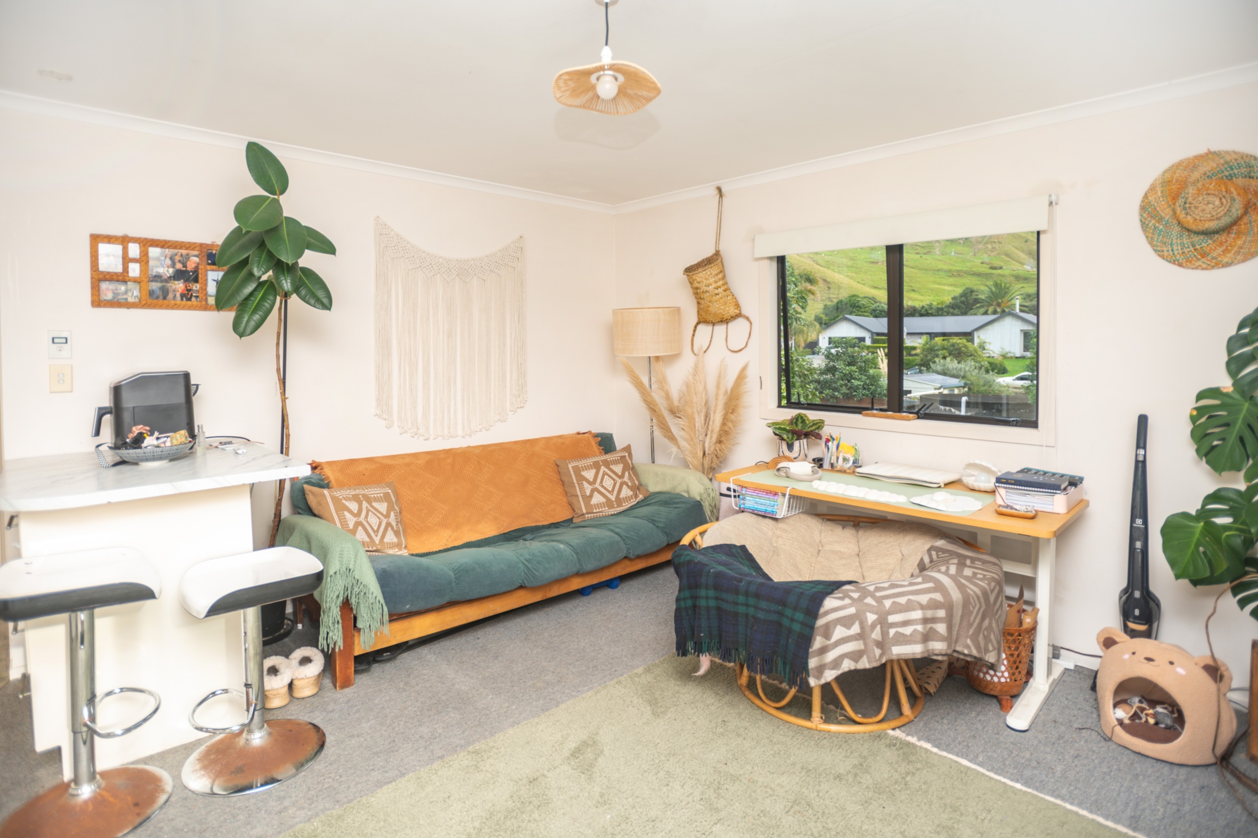 Across from the beach for summer! Ref 46WAI