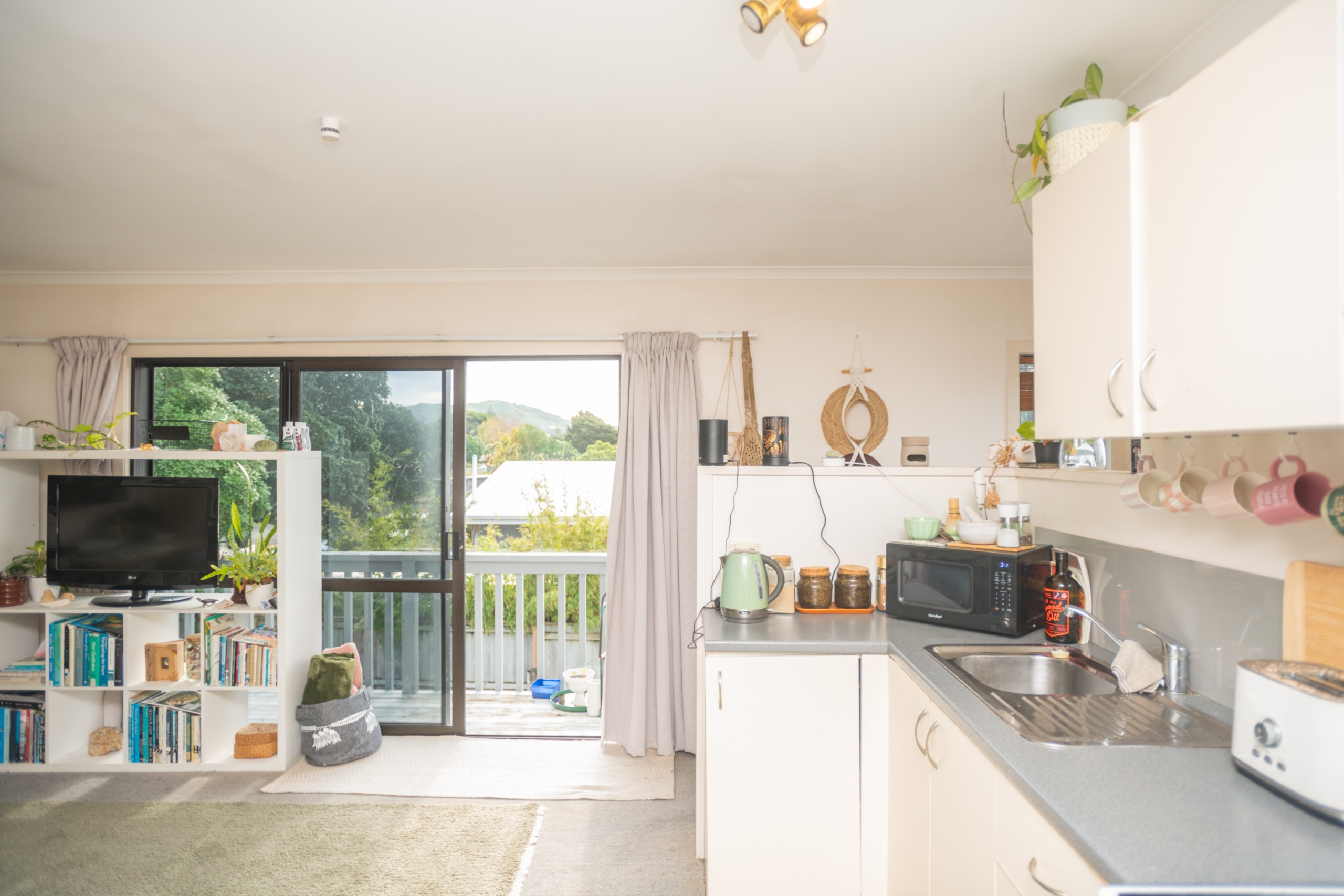 Across from the beach for summer! Ref 46WAI